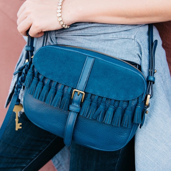 Fossil Kendall Tasseled Cross Body Bag NWT - Picture 2 of 7